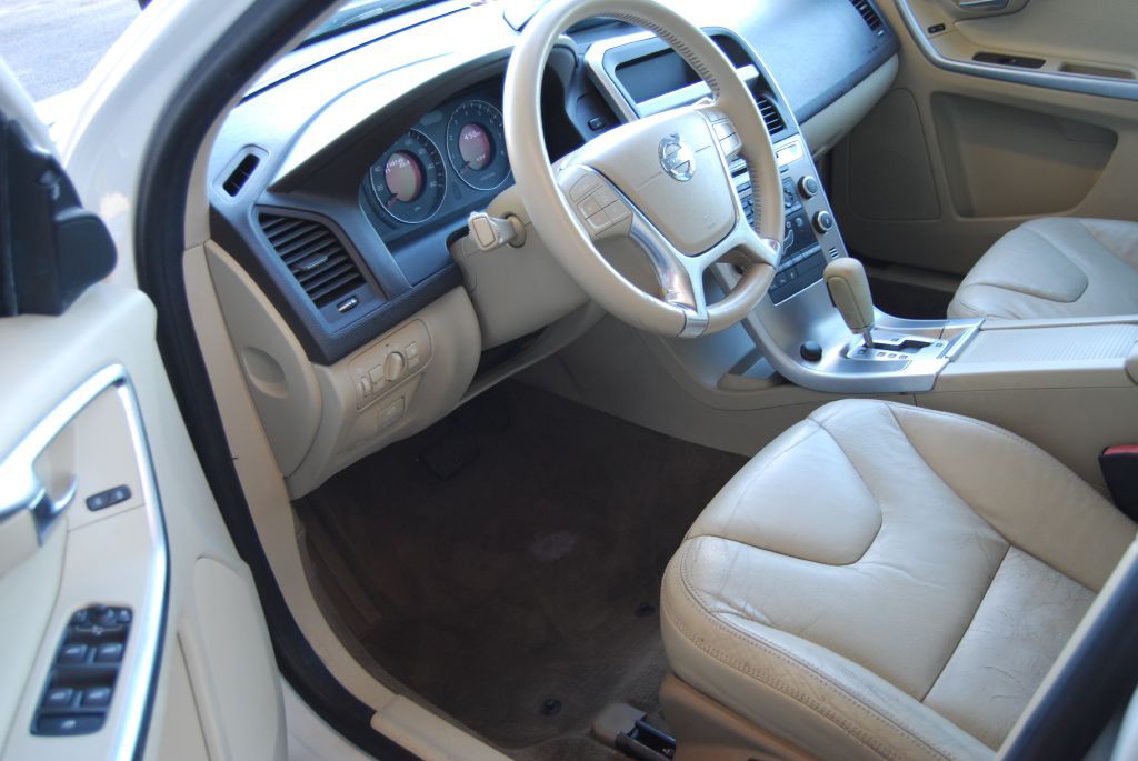 2011 Volvo XC60 Image 7