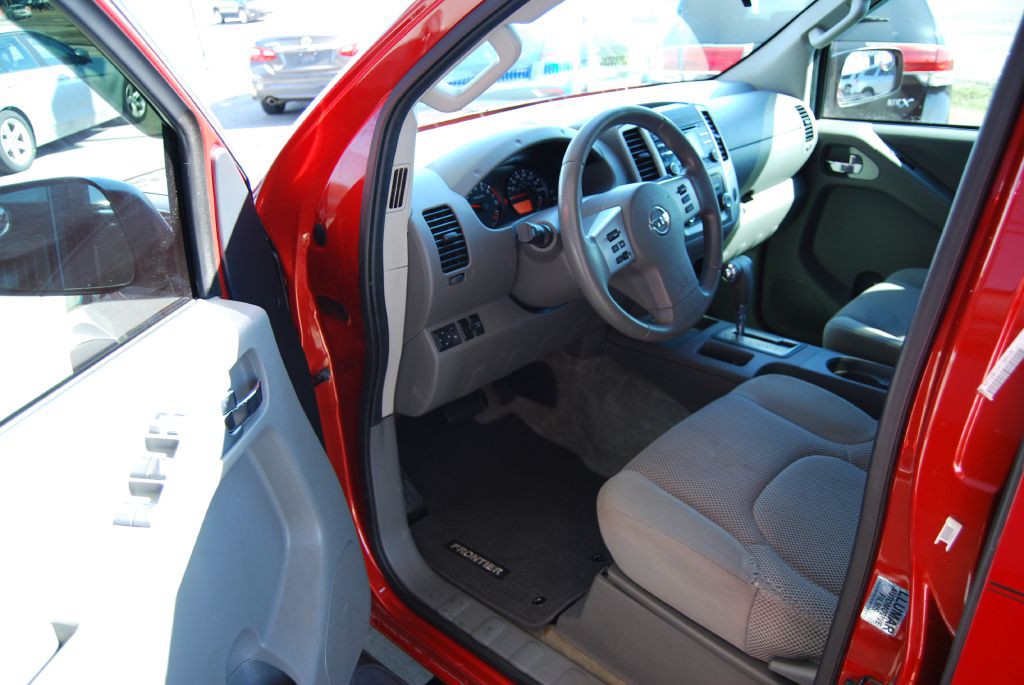 2014 Nissan Frontier Image 7