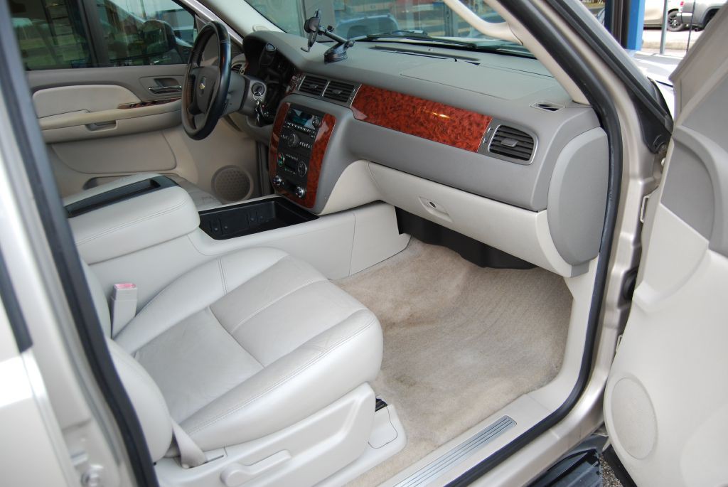 2007 Chevrolet Avalanche Image 3