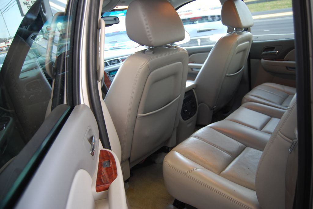 2007 Chevrolet Avalanche Image 6