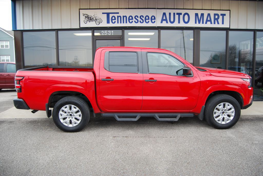 2022 Nissan Frontier Image 1