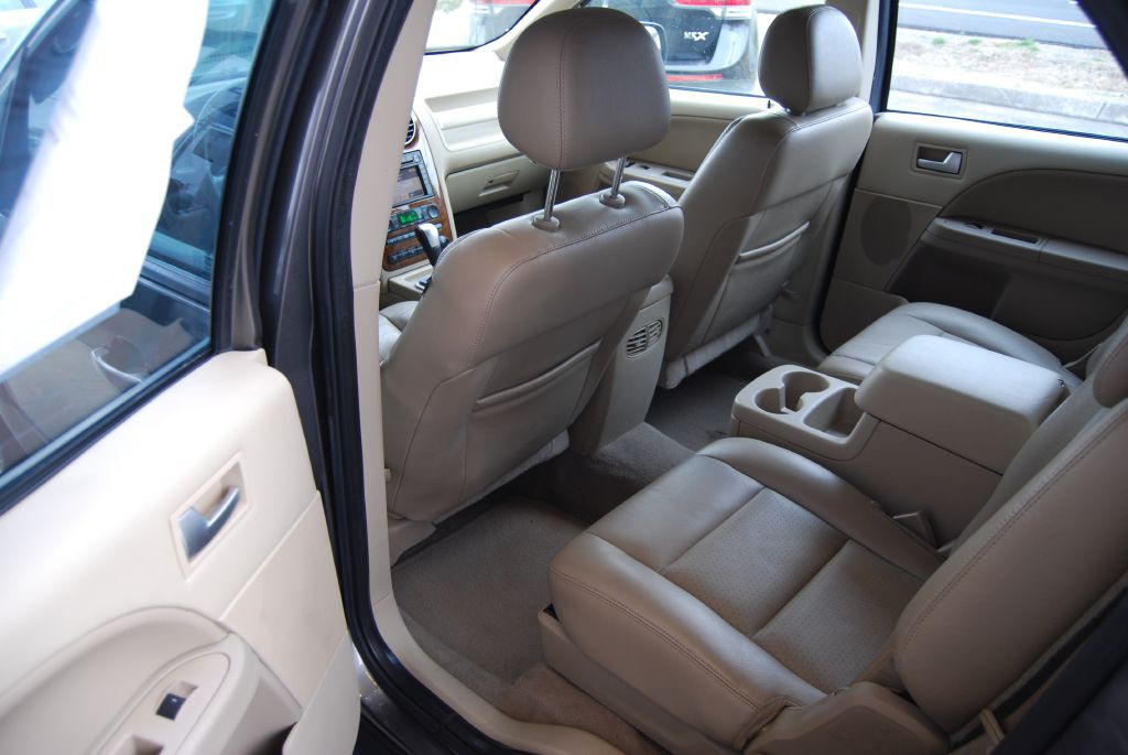 2006 Ford Freestyle Image 8