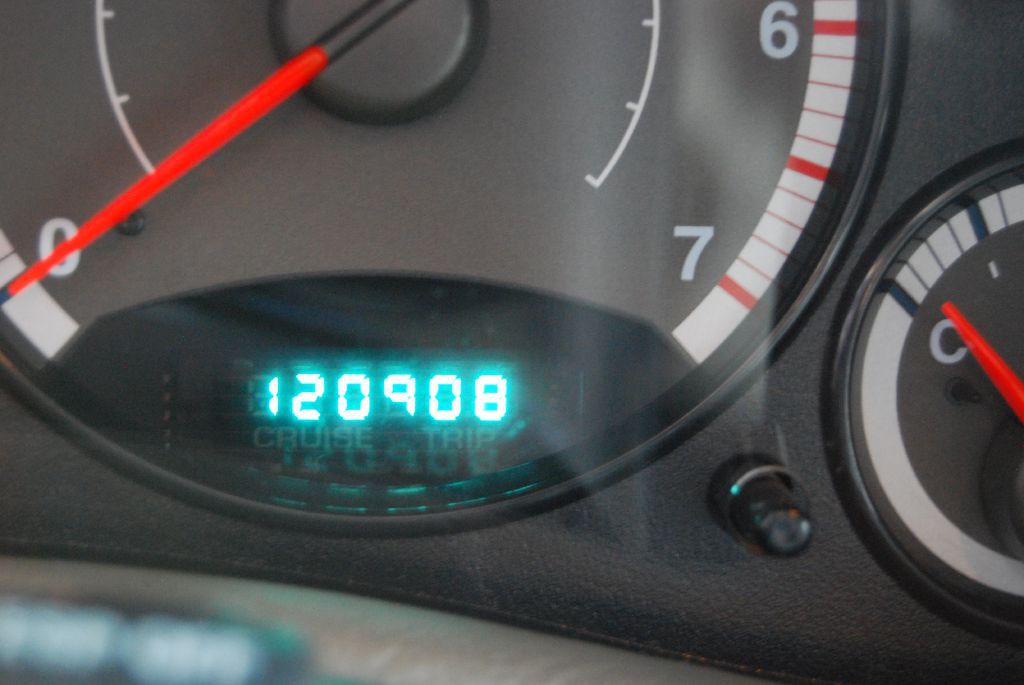 2007 Jeep Liberty Image 8