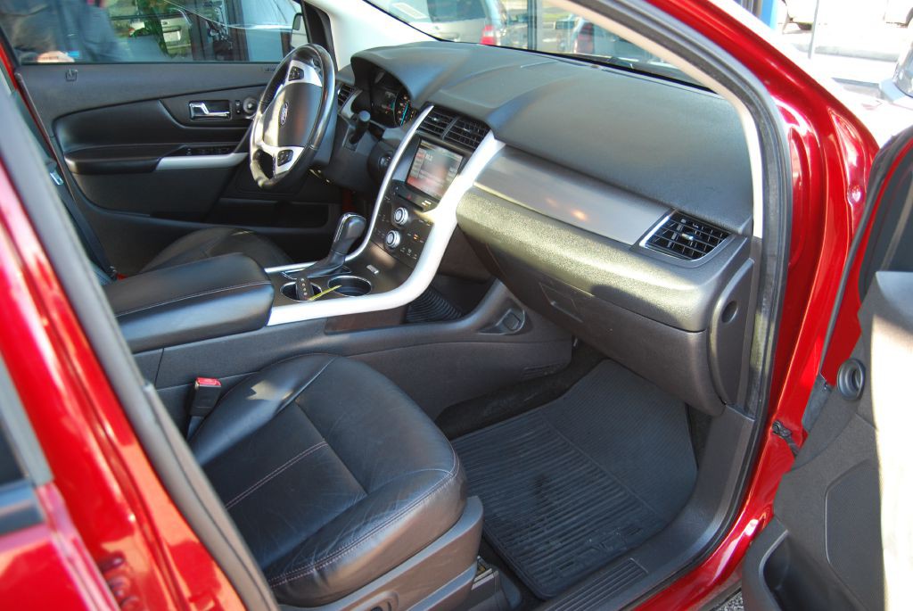 2014 Ford Edge Image 3