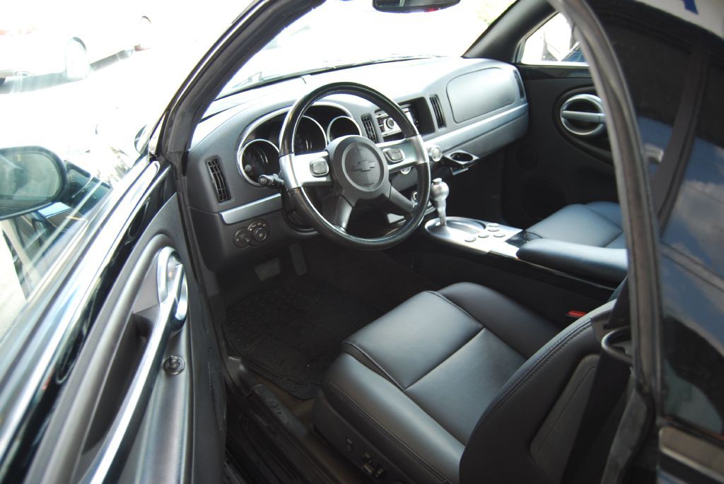 2005 Chevrolet SSR Image 5
