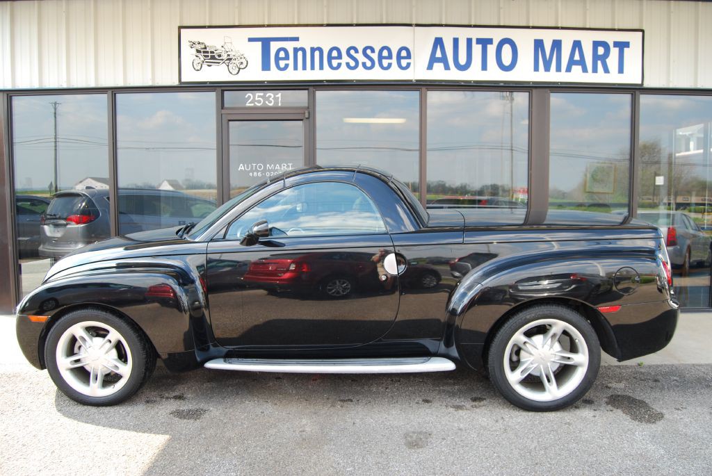 2005 Chevrolet SSR Image 10