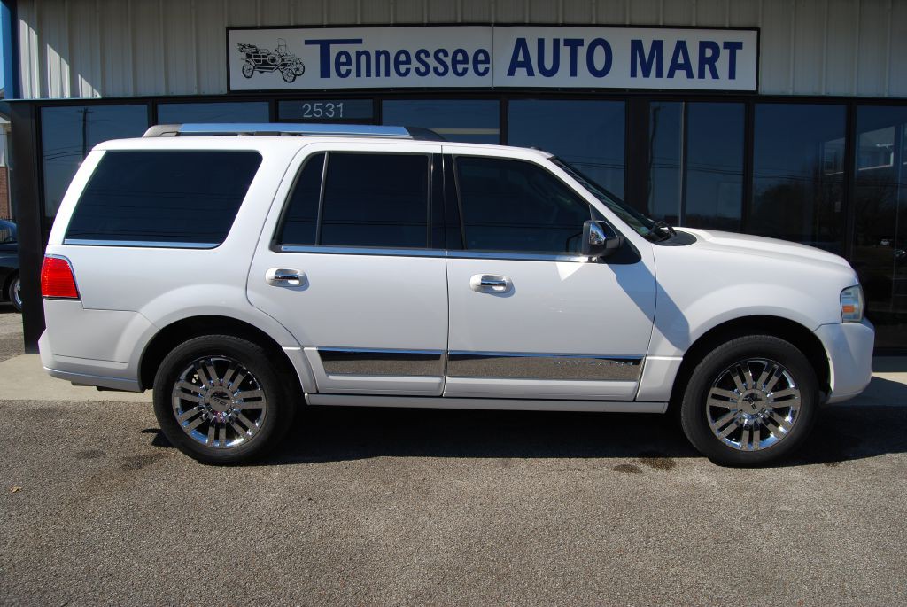 2010 Lincoln Navigator Image 1