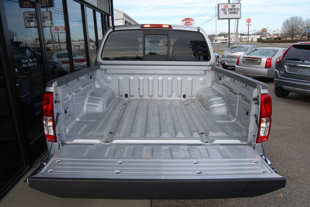 2021 Nissan Frontier Image 5