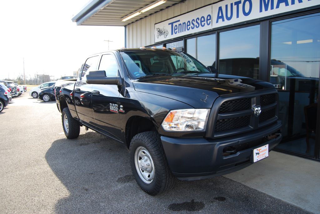 2018 RAM 2500 Image 2