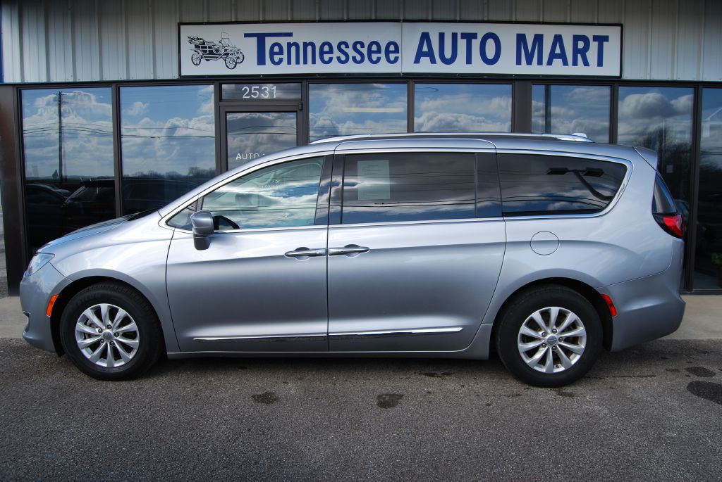 2019 Chrysler Pacifica Image 14