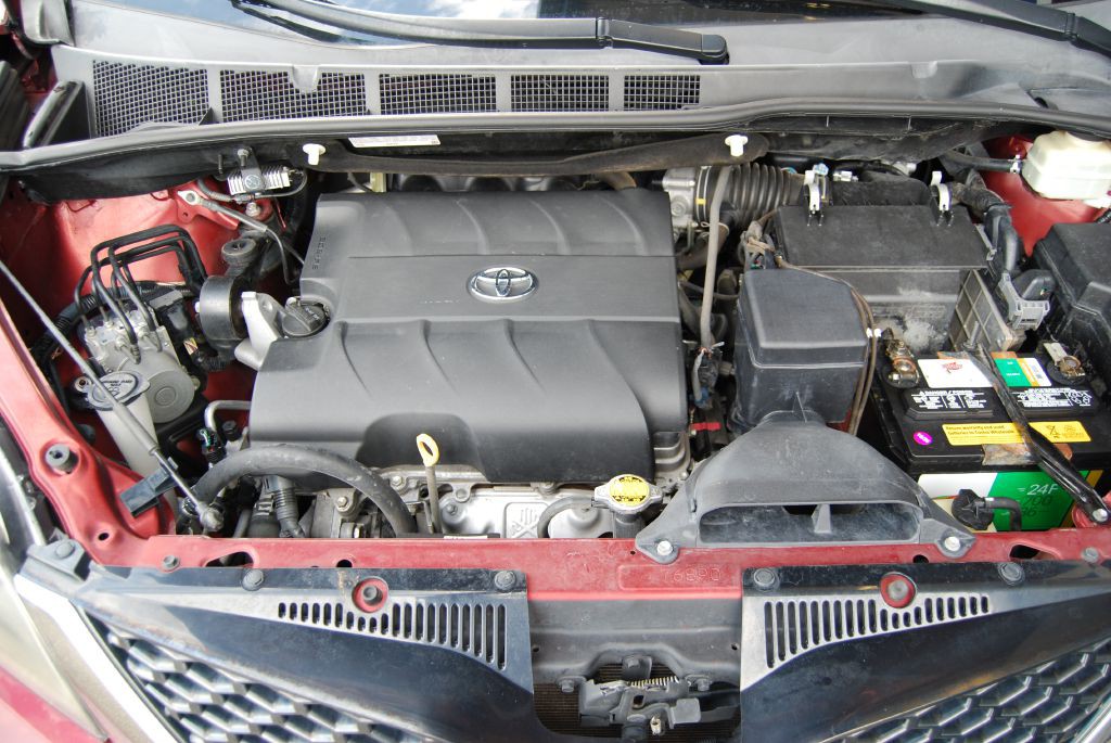 2016 Toyota Sienna Image 11