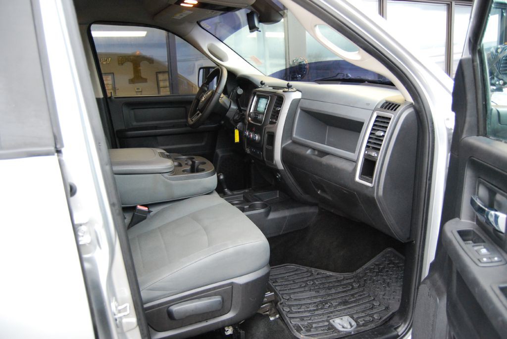 2015 RAM 2500 Image 3