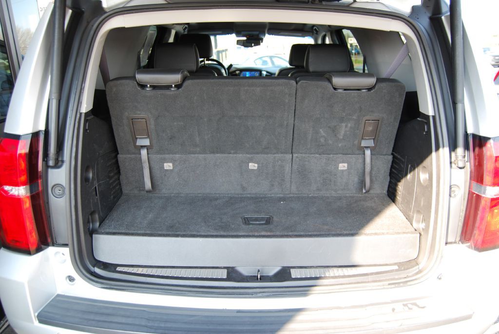 2017 Chevrolet Tahoe Image 6