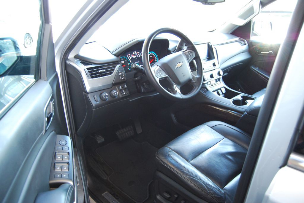 2017 Chevrolet Tahoe Image 9