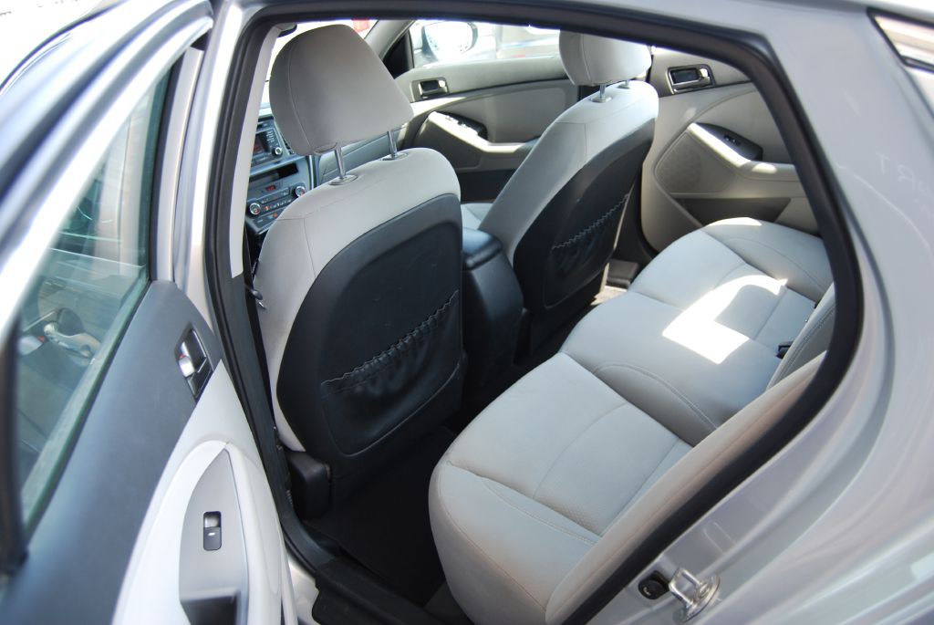 2013 Kia Optima Image 6