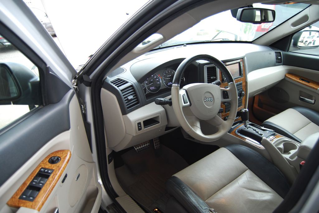 2008 Jeep Grand Cherokee Image 7