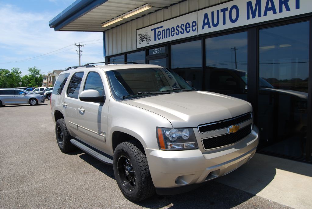 2013 Chevrolet Tahoe Image 2