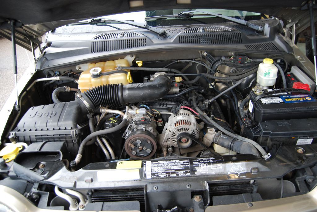 2004 Jeep Liberty Image 9