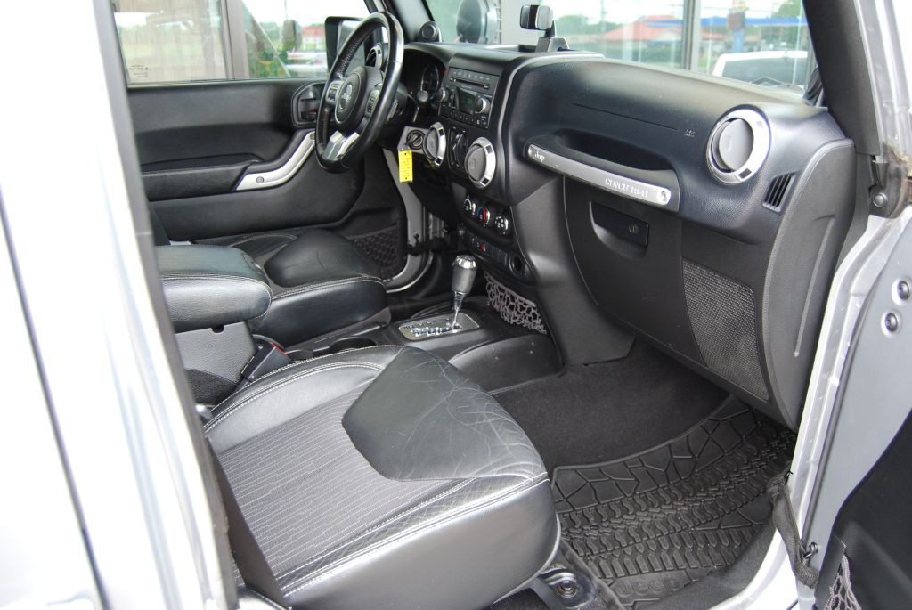 2013 Jeep Wrangler Unlimited Image 3
