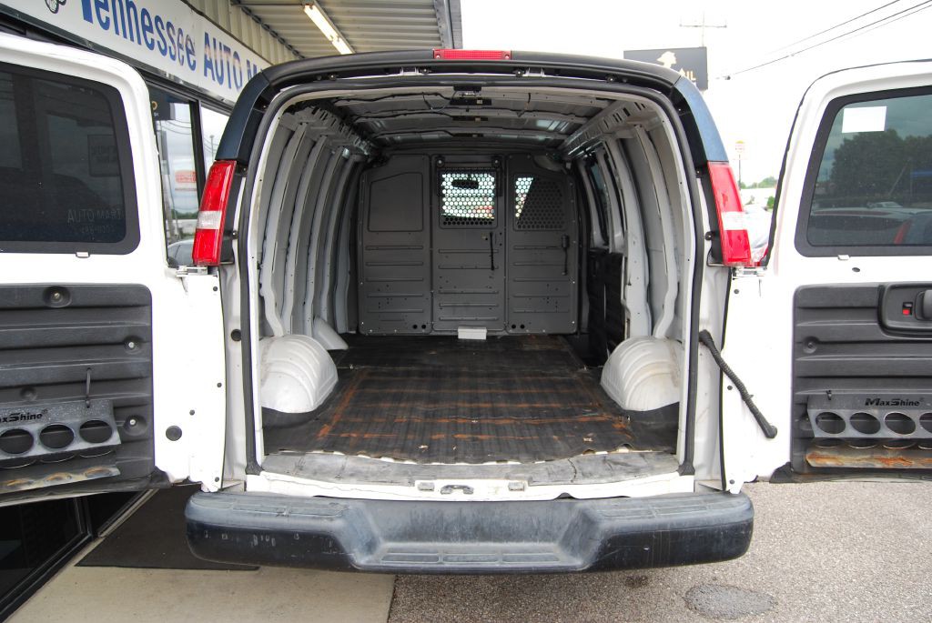 2019 Chevrolet Express Image 5