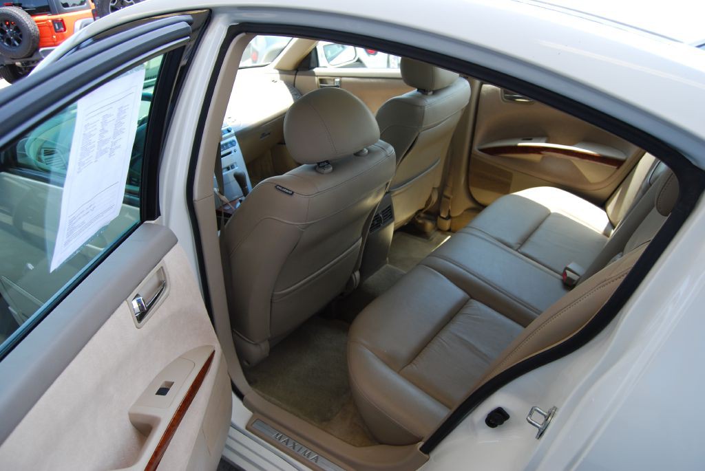 2005 Nissan Maxima Image 5