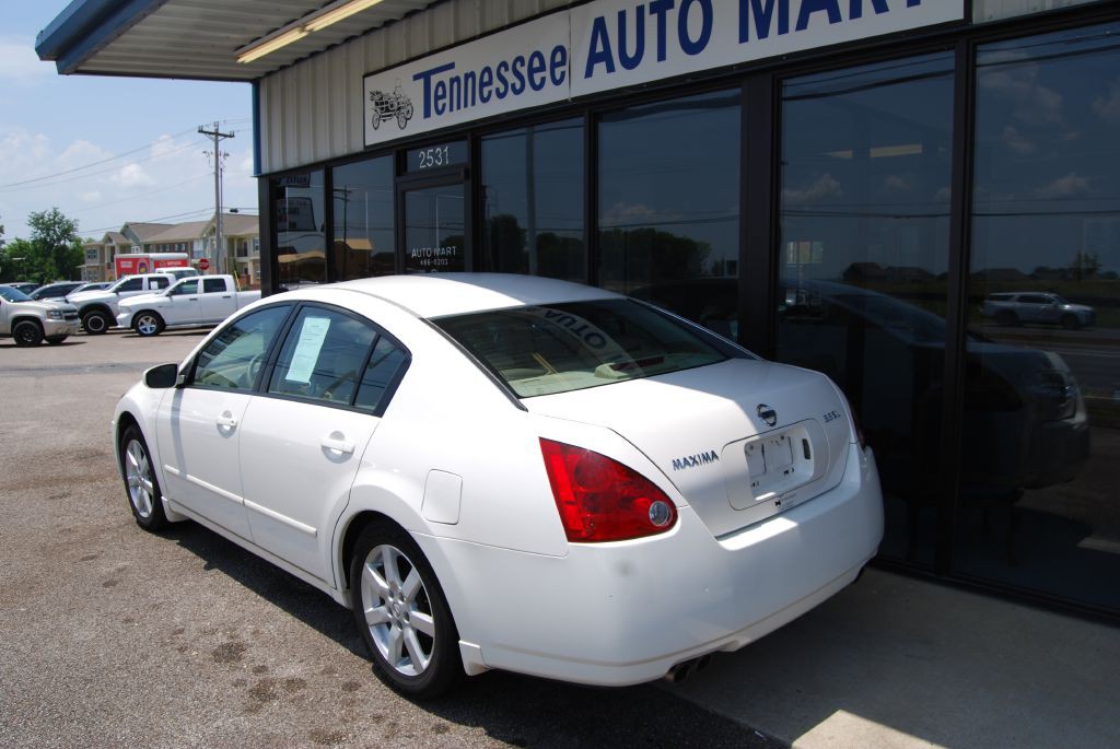 2005 Nissan Maxima Image 10