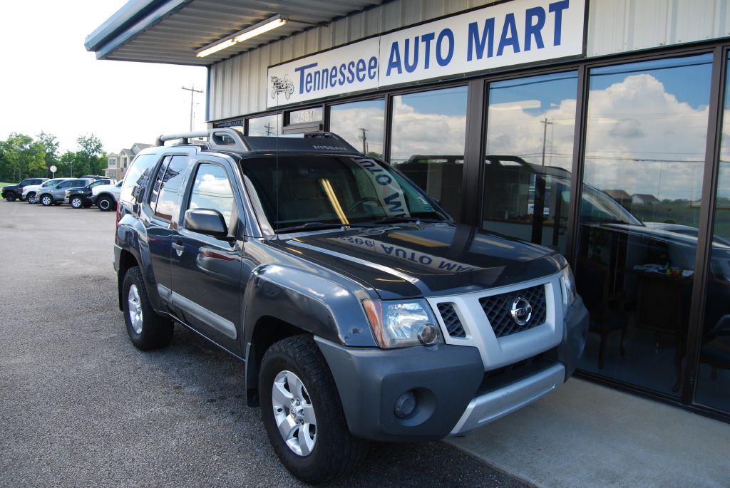 2012 Nissan Xterra Image 2