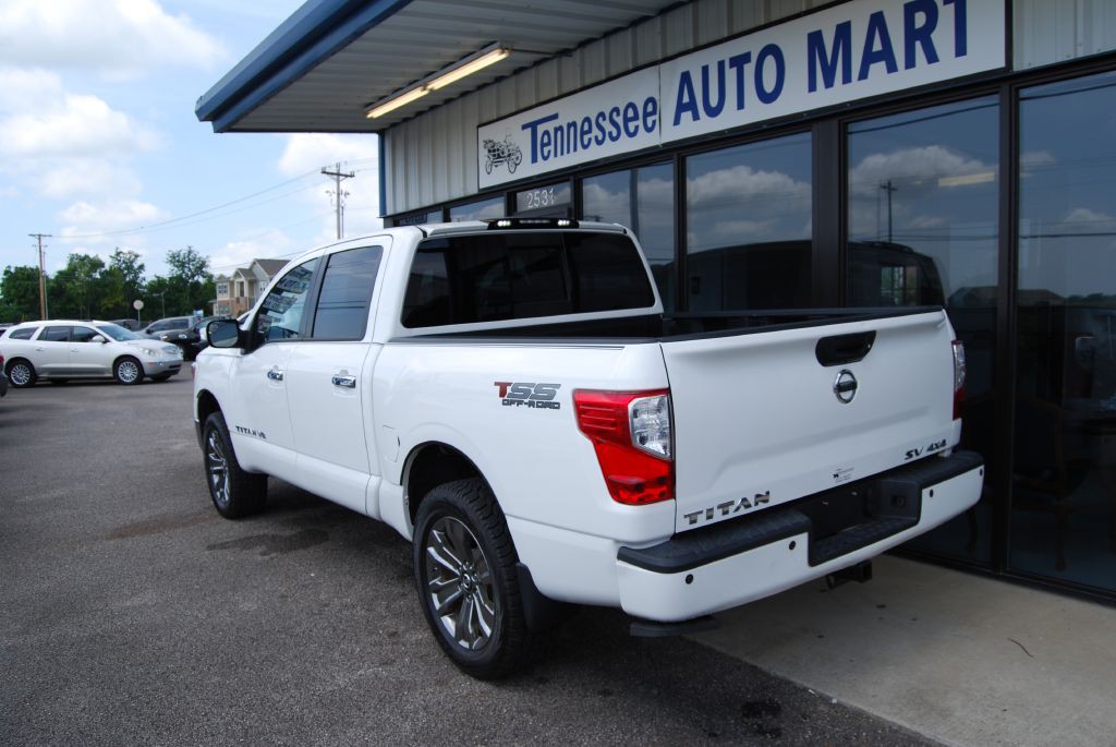 2019 Nissan Titan Image 11