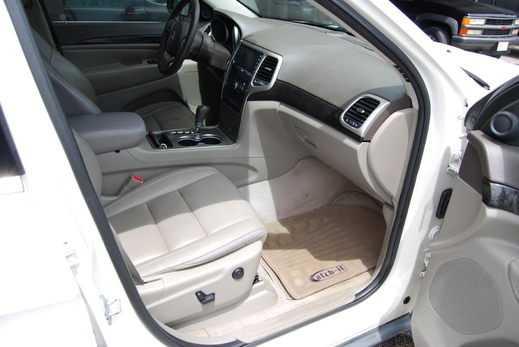 2012 Jeep Grand Cherokee Image 3
