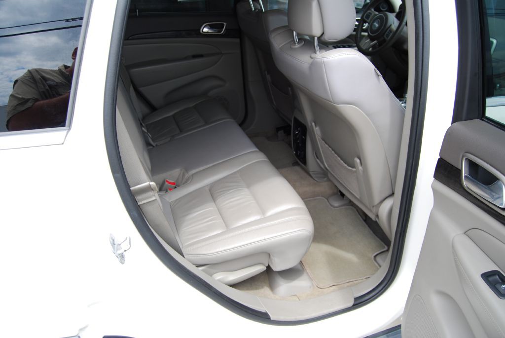 2012 Jeep Grand Cherokee Image 4