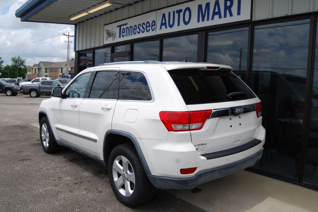 2012 Jeep Grand Cherokee Image 11