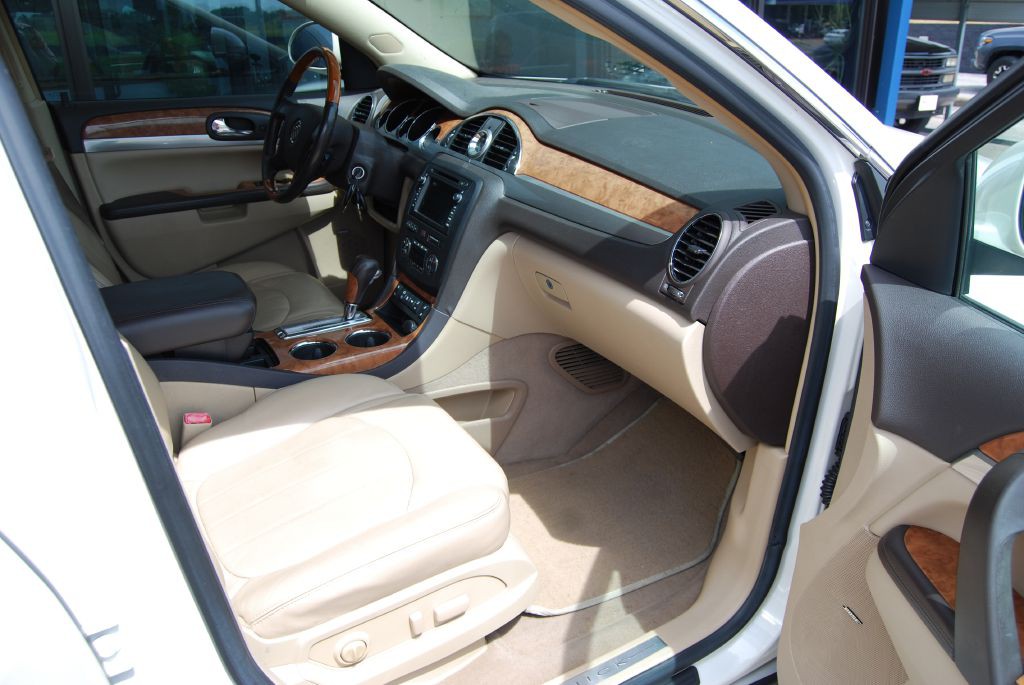 2009 Buick Enclave Image 3