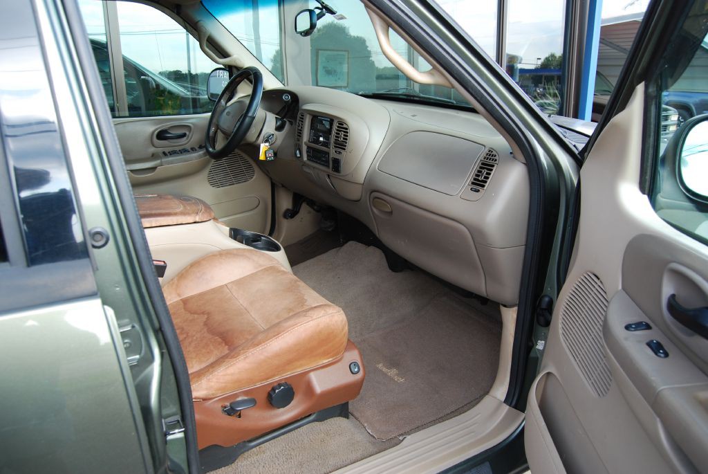 2002 Ford F-150 Image 3