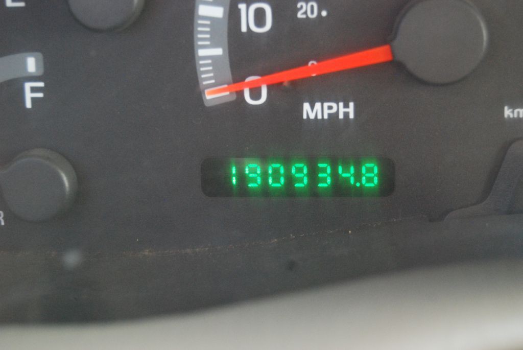 2002 Ford F-150 Image 8
