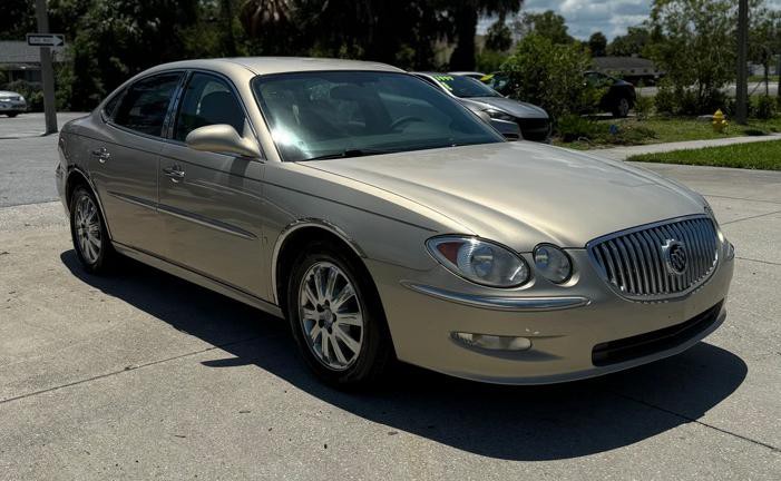 2009 Buick Lacrosse Image 4