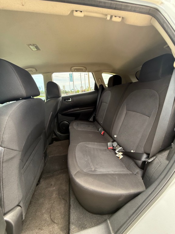 2013 Nissan Rogue Image 6