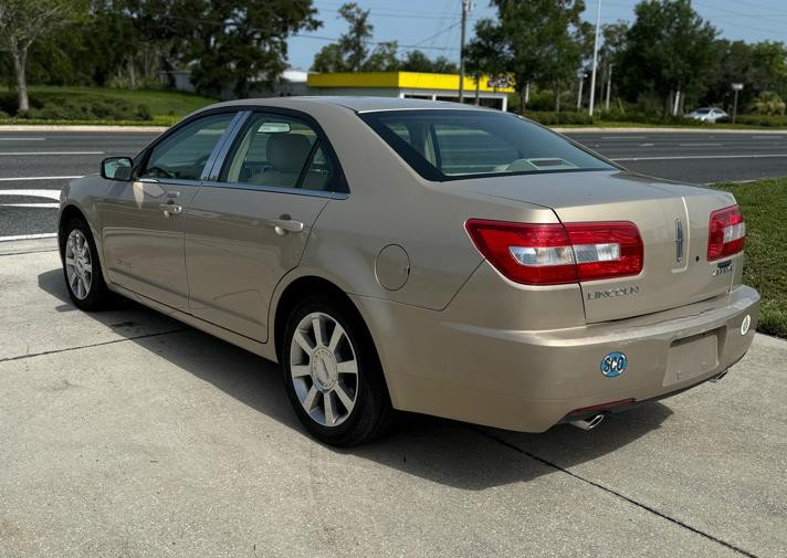 2006 Lincoln Zephyr Image 2