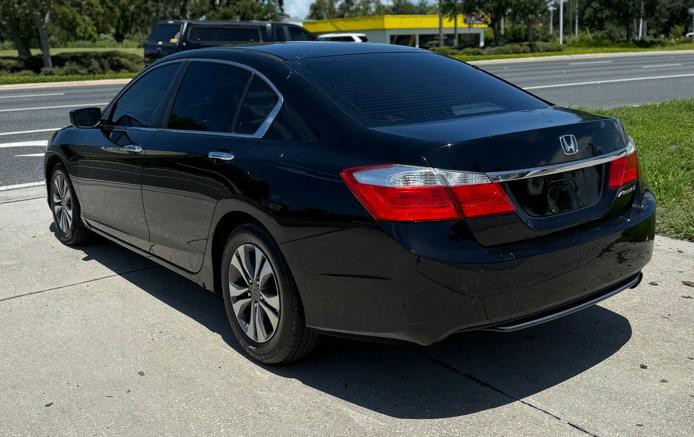 2013 Honda Accord Image 2
