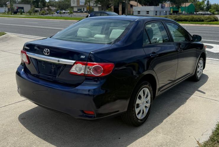 2011 Toyota Corolla Image 3