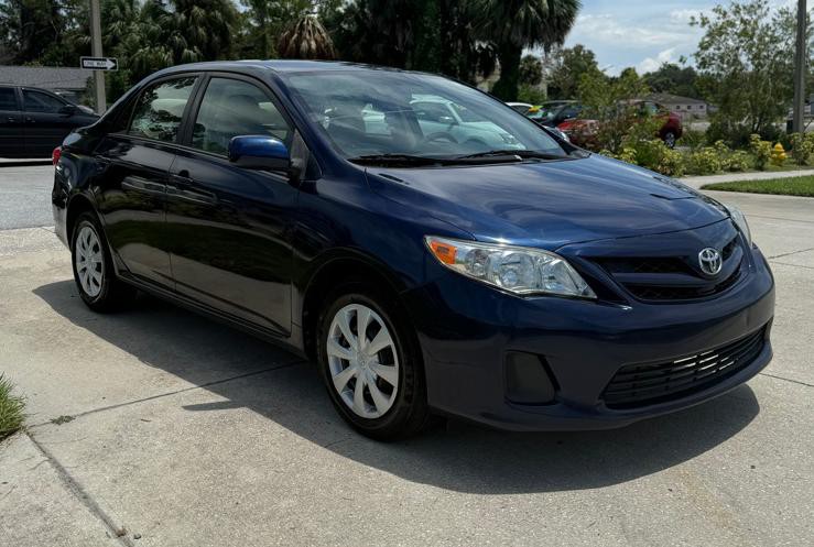 2011 Toyota Corolla Image 4