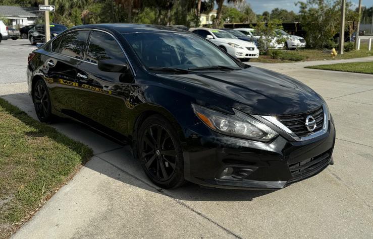2017 Nissan Altima Image 4