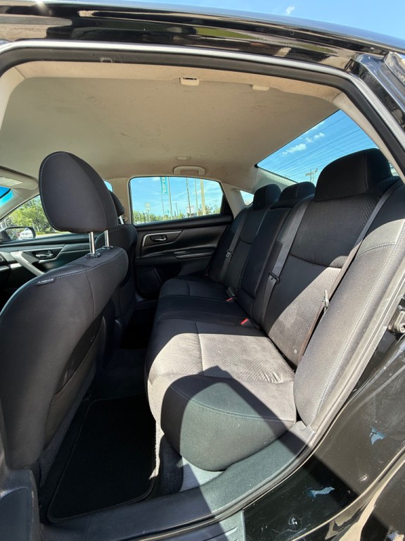 2017 Nissan Altima Image 6