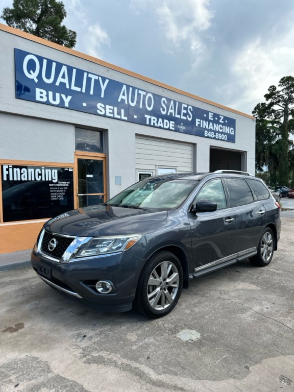 2014 Nissan Pathfinder Image 1