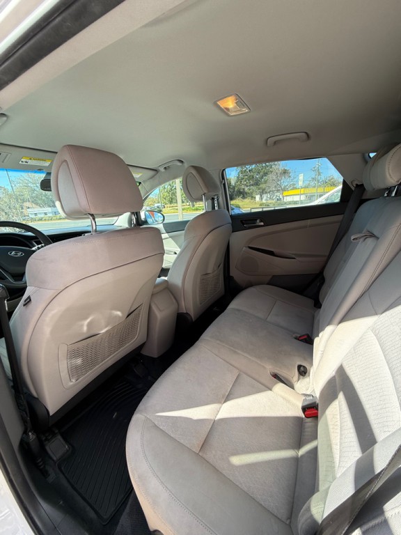 2016 Hyundai Tucson Image 9