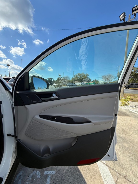 2016 Hyundai Tucson Image 13