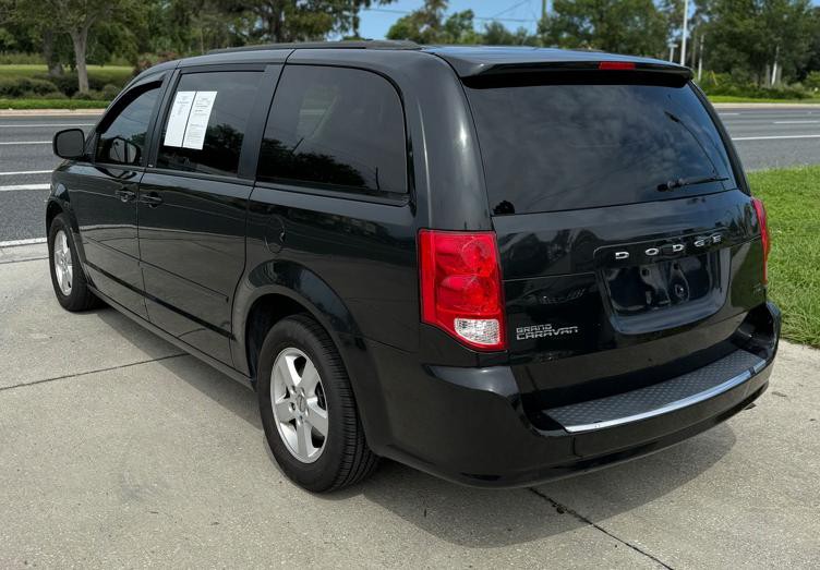 2013 Dodge Grand Caravan Image 2