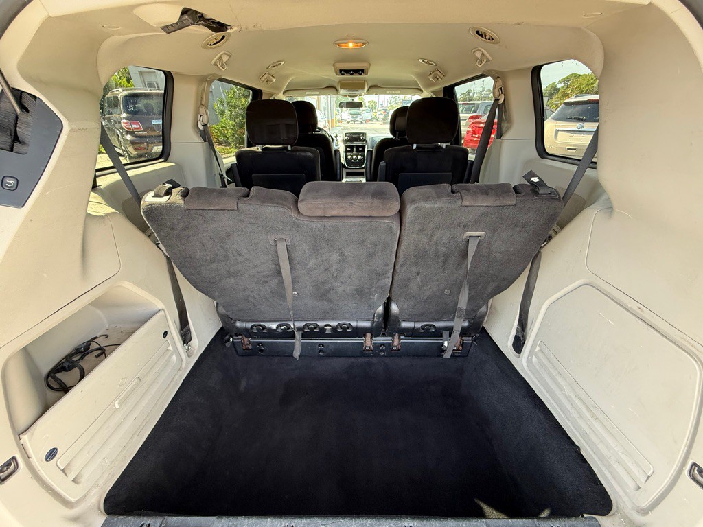 2013 Dodge Grand Caravan Image 8