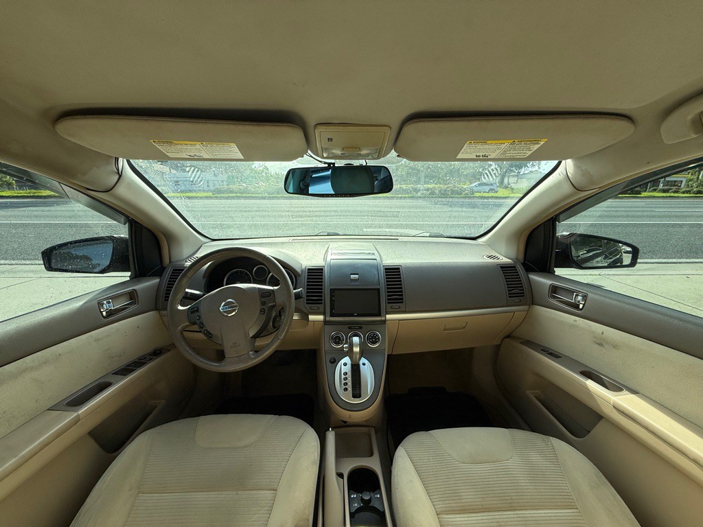 2011 Nissan Sentra Image 5