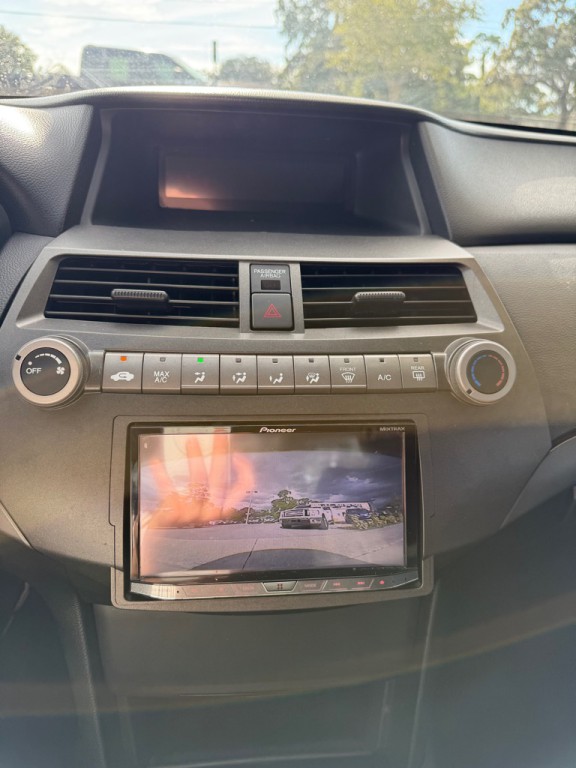 2010 Honda Accord Image 7
