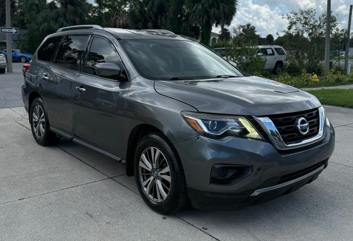 2019 Nissan Pathfinder Image 4